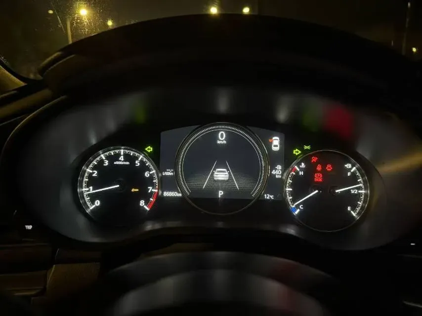 2021 Mazda 3 Axela 1.5L 117HP L4 6AT,autocango,china used car exporter,china ev exporter,chinese used car exporter,chinese used ev exporter