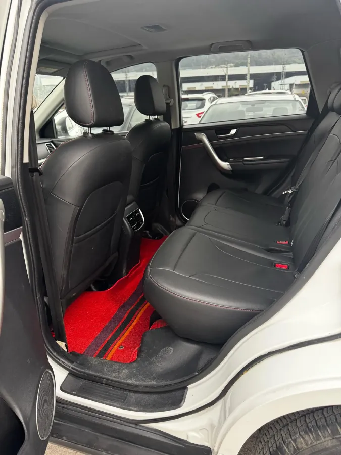 2019 Haval M6 1.5T 150HP L4 7DCT,autocango,china used car exporter,china ev exporter,chinese used car exporter,chinese used ev exporter