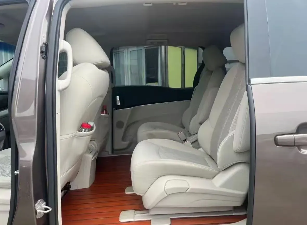 2021 Buick GL8 2.0T 237HP L4 9AT,autocango,china used car exporter,china ev exporter,chinese used car exporter,chinese used ev exporter