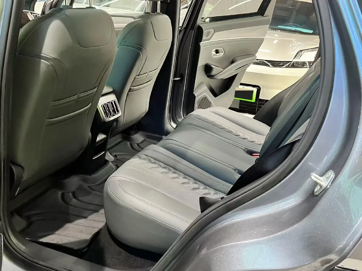 2025 BYD SongL DM-i 1.5L 101HP L4 E-CVT PHEV 26.6KWH,autocango,china used car exporter,china ev exporter,chinese used car exporter,chinese used ev exporter