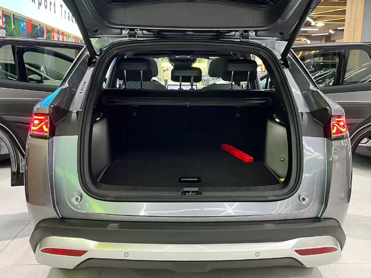 2025 BYD SongL DM-i 1.5L 101HP L4 E-CVT PHEV 26.6KWH,autocango,china used car exporter,china ev exporter,chinese used car exporter,chinese used ev exporter