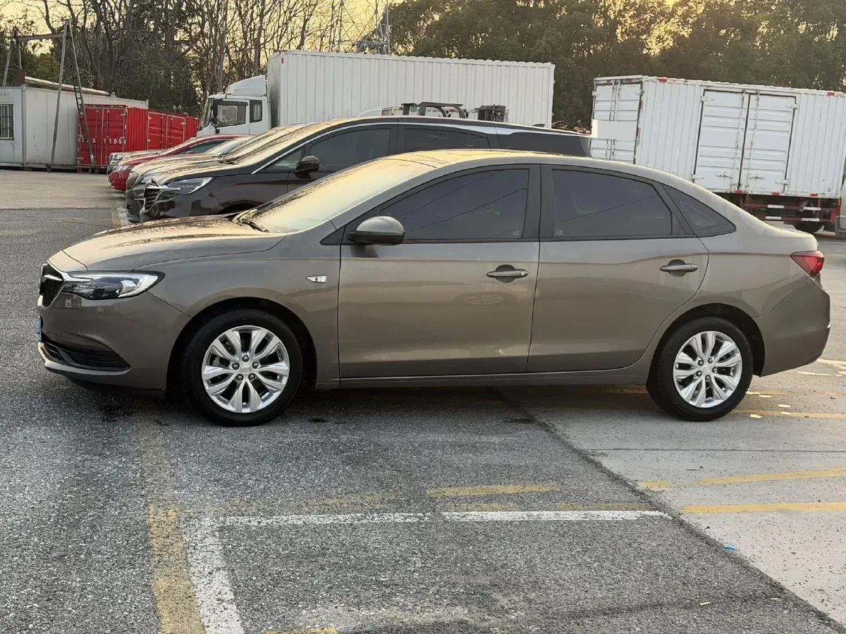 2021 Buick Excelle 1.5L 113HP L4 6AT,autocango,china used car exporter,china ev exporter,chinese used car exporter,chinese used ev exporter