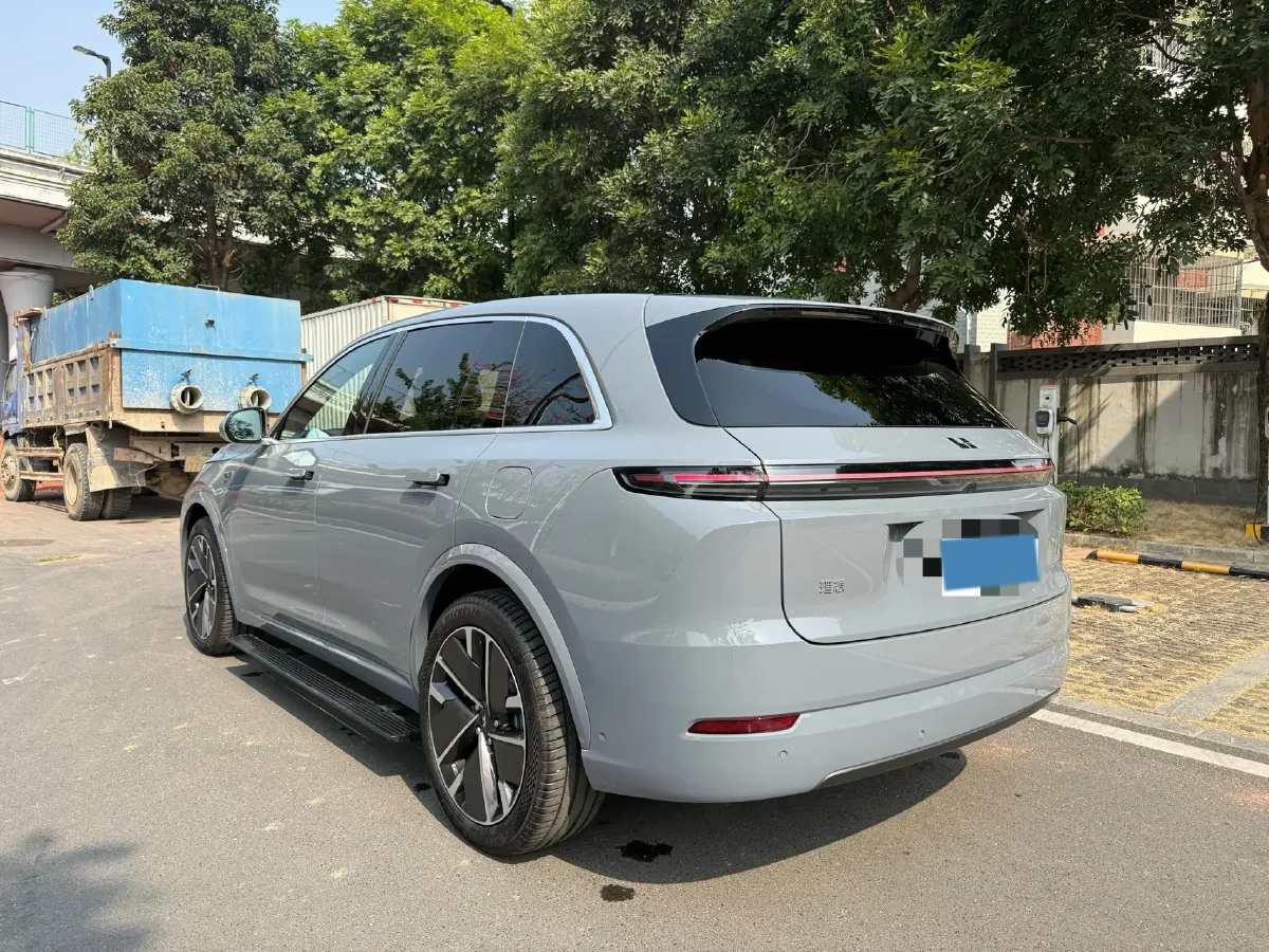 2025 Li L7 Range Extended 154HP REEV,autocango,china used car exporter,china ev exporter,chinese used car exporter,chinese used ev exporter