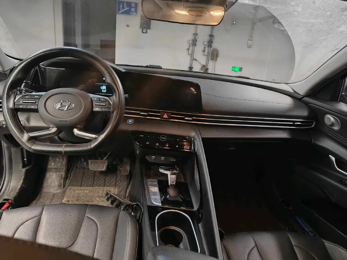 2021 Hyundai Elantra 1.5L 115HP L4 CVT,autocango,china used car exporter,china ev exporter,chinese used car exporter,chinese used ev exporter