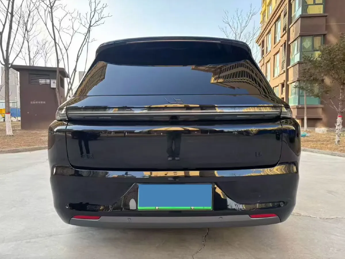 2025 Li L8 Range Extended 154HP REEV,autocango,china used car exporter,china ev exporter,chinese used car exporter,chinese used ev exporter