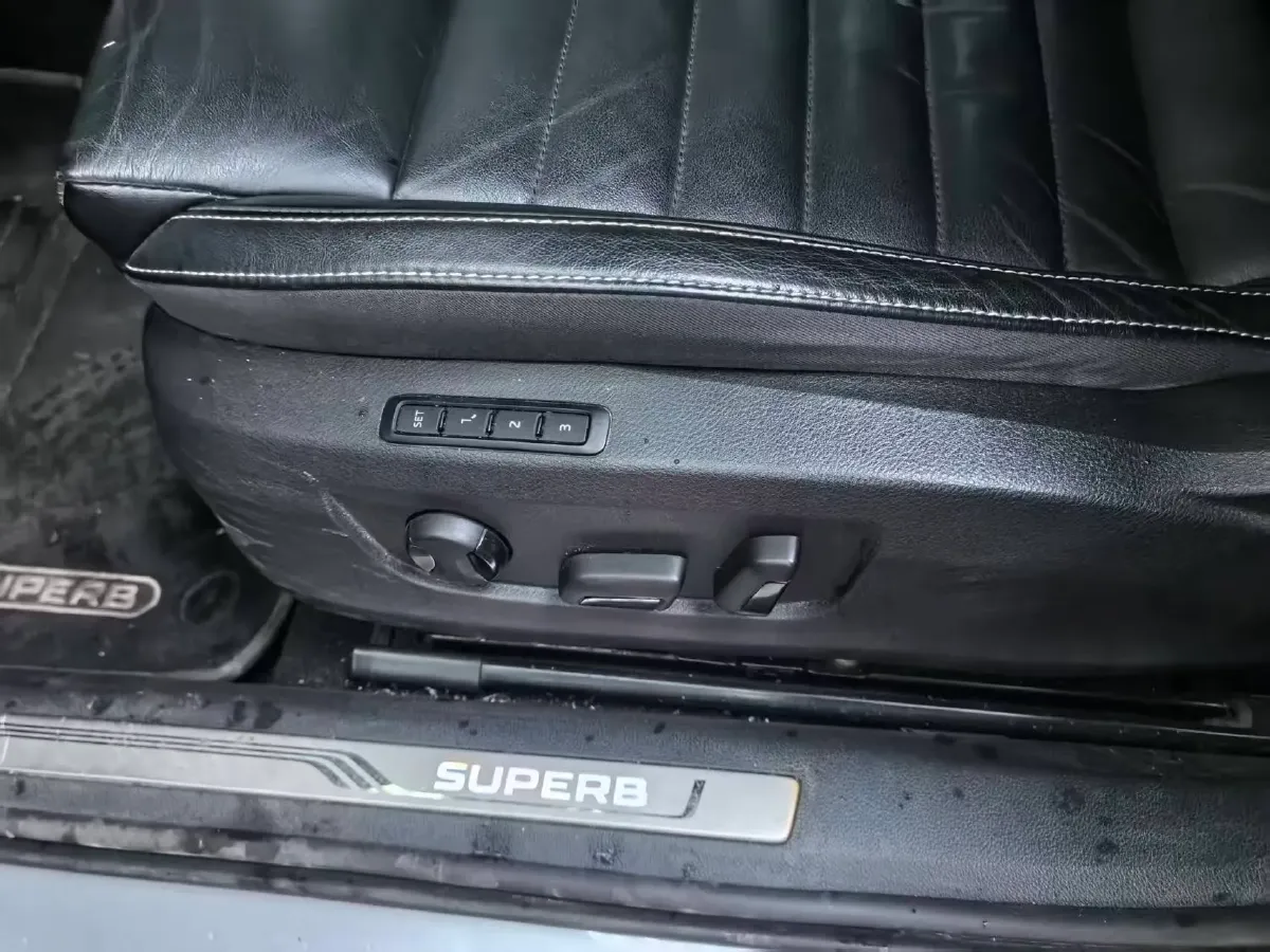 2018 Skoda Kodiak 1.8T 180HP L4 7DCT,autocango,china used car exporter,china ev exporter,chinese used car exporter,chinese used ev exporter