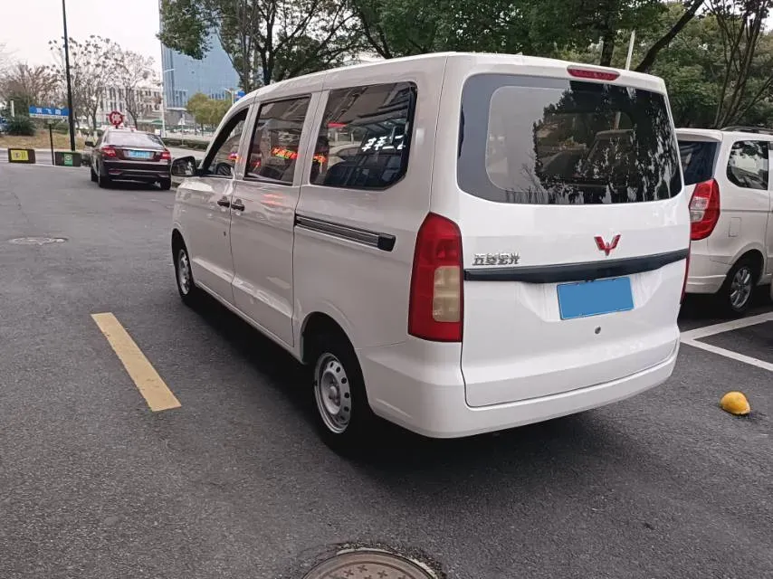 2019 WuLing HongGuang V 1.5L 99HP L4 6MT,autocango,china used car exporter,china ev exporter,chinese used car exporter,chinese used ev exporter