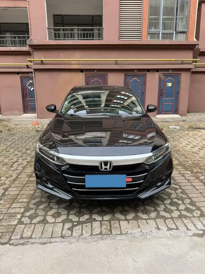 2022 Honda Accord 1.5T 194HP L4 CVT,autocango,china used car exporter,china ev exporter,chinese used car exporter,chinese used ev exporter