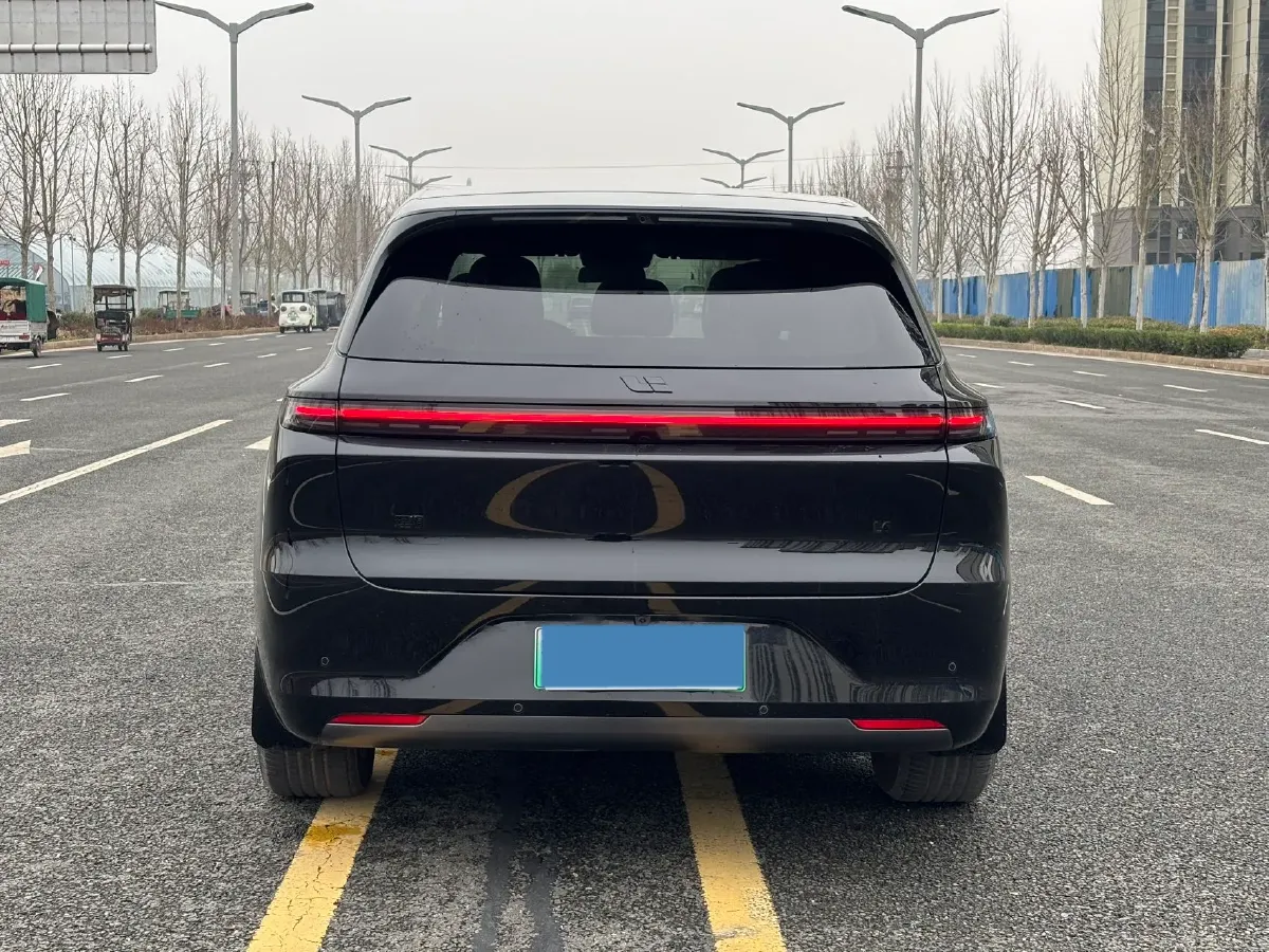 2025 Li L6 Range Extended 154HP L4 REEV,autocango,china used car exporter,china ev exporter,chinese used car exporter,chinese used ev exporter