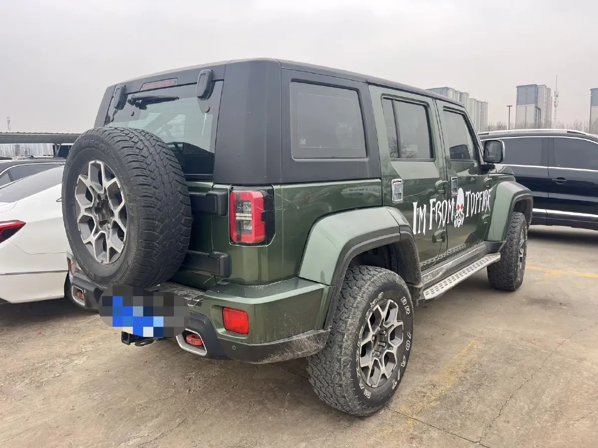 2018 Beijing BJ40 2.3T 250HP L4 6AT,autocango,china used car exporter,china ev exporter,chinese used car exporter,chinese used ev exporter