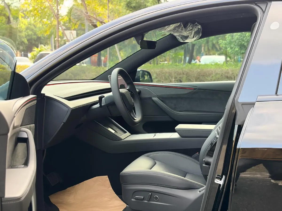 2026 Tesla Model Y BEV,autocango,china used car exporter,china ev exporter,chinese used car exporter,chinese used ev exporter