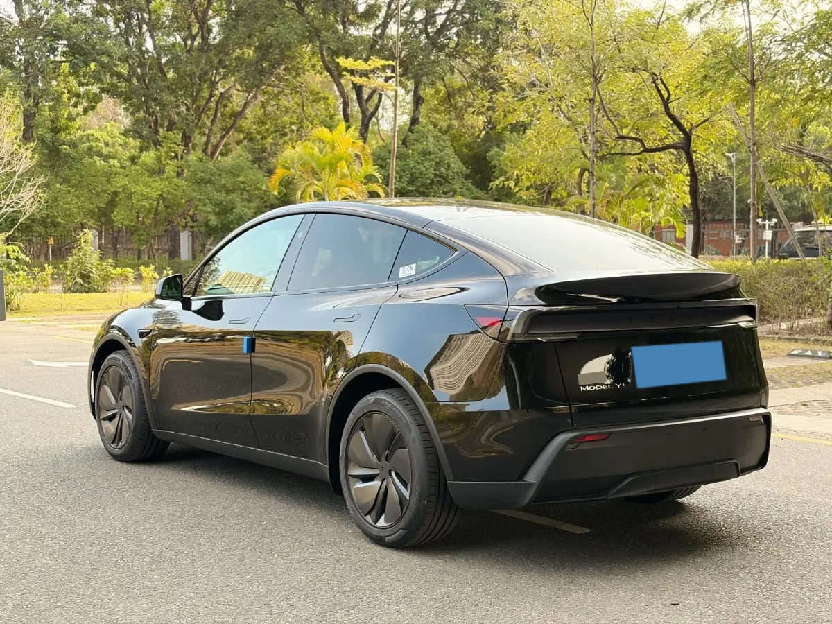 2026 Tesla Model Y BEV,autocango,china used car exporter,china ev exporter,chinese used car exporter,chinese used ev exporter