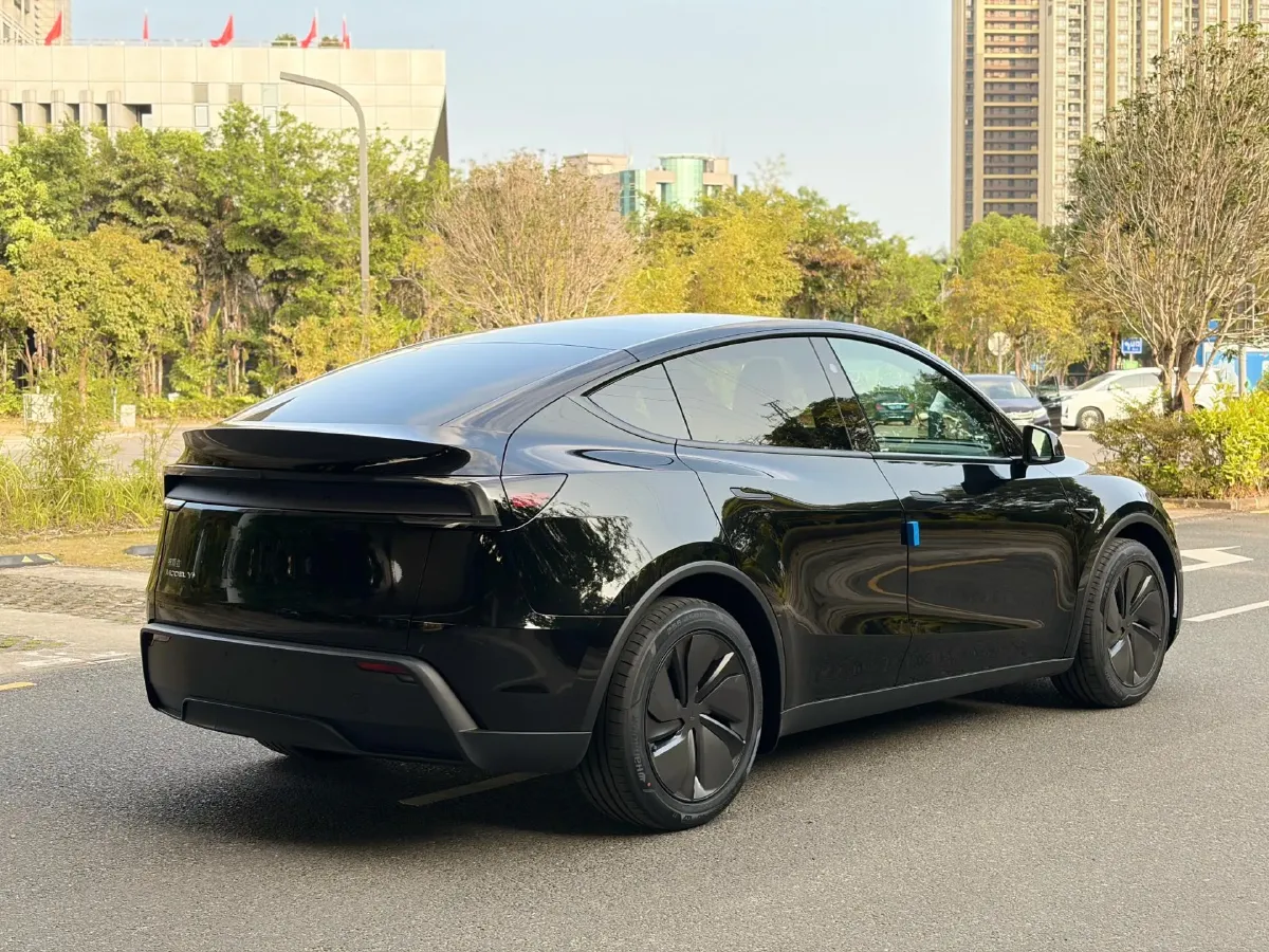2026 Tesla Model Y BEV,autocango,china used car exporter,china ev exporter,chinese used car exporter,chinese used ev exporter