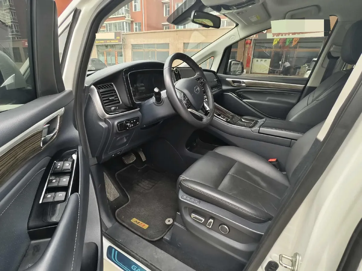 2021 GAC Trumpchi M8 2.0T 252HP L4 8AT,autocango,china used car exporter,china ev exporter,chinese used car exporter,chinese used ev exporter