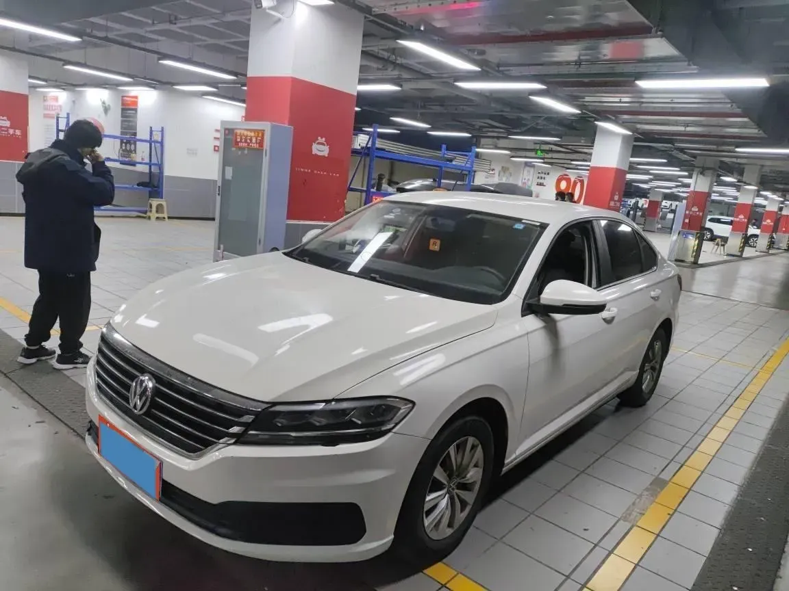 2022 Bestune B70 2.0T 224HP L4 6AT,autocango,china used car exporter,china ev exporter,chinese used car exporter,chinese used ev exporter