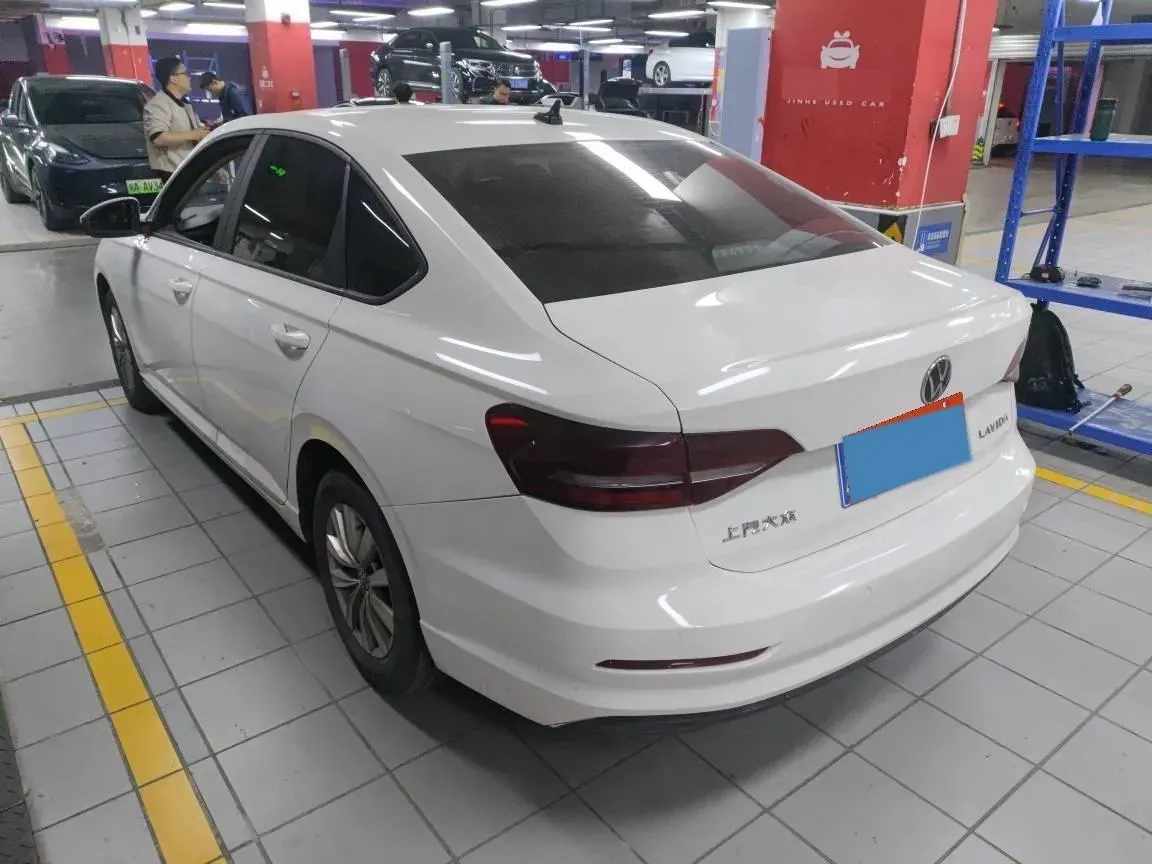 2022 Bestune B70 2.0T 224HP L4 6AT,autocango,china used car exporter,china ev exporter,chinese used car exporter,chinese used ev exporter