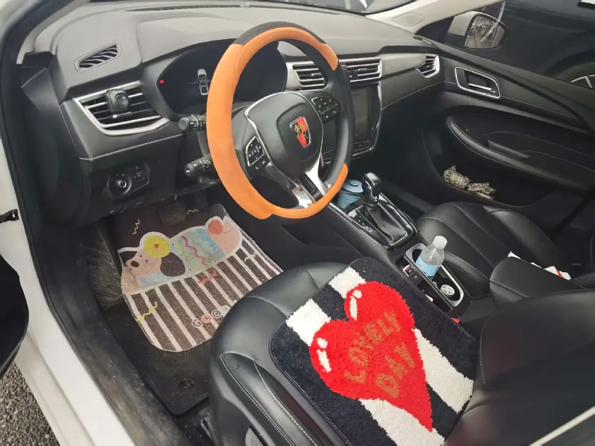 2019 Roewe i5 1.5L 120HP L4 CVT,autocango,china used car exporter,china ev exporter,chinese used car exporter,chinese used ev exporter