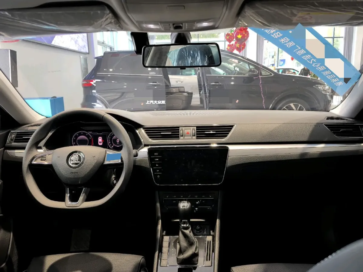 2024 Skoda Superb 1.4T 150HP L4 7DCT,autocango,china used car exporter,china ev exporter,chinese used car exporter,chinese used ev exporter