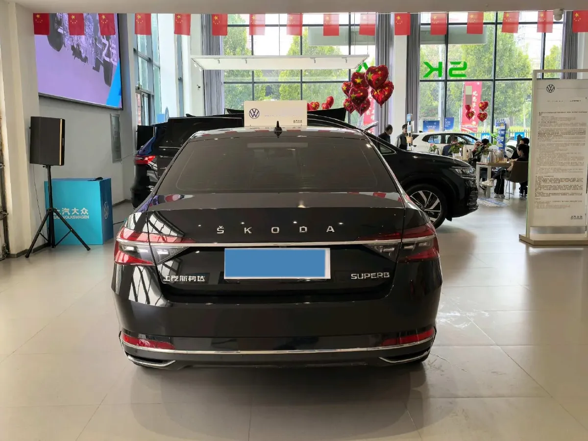 2024 Skoda Superb 1.4T 150HP L4 7DCT,autocango,china used car exporter,china ev exporter,chinese used car exporter,chinese used ev exporter