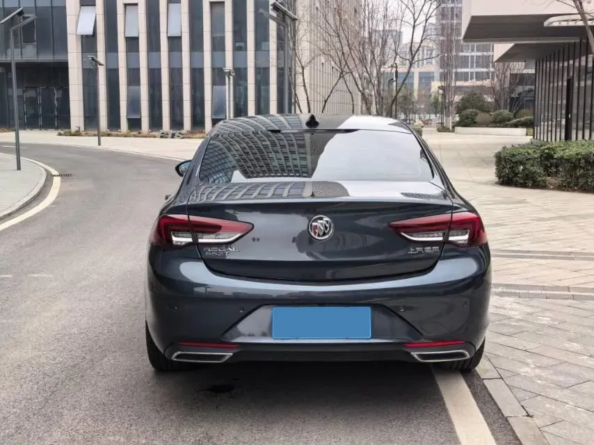 2021 Buick Regal 1.5T 169HP L4 9AT,autocango,china used car exporter,china ev exporter,chinese used car exporter,chinese used ev exporter