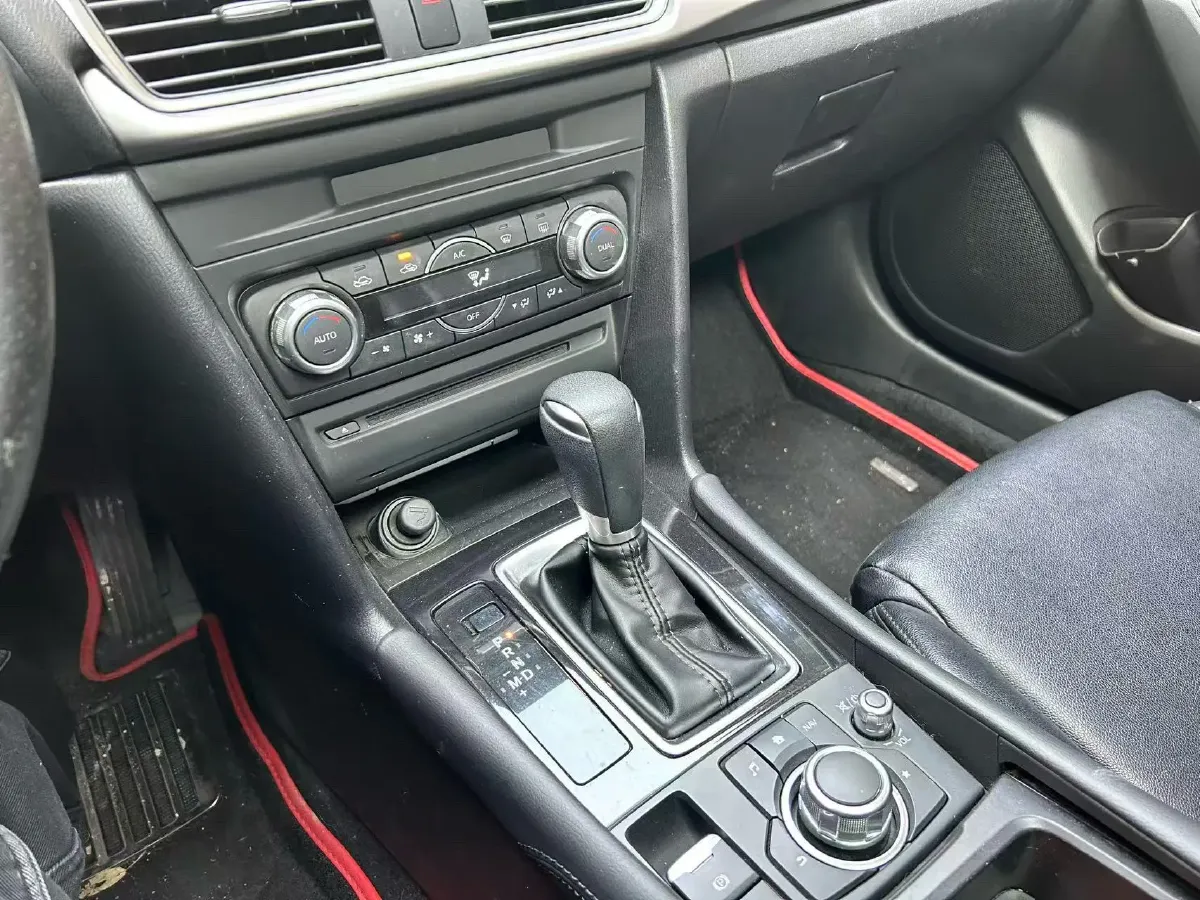 2017 Mazda 3 Axela 1.5L 117HP L4 6AT,autocango,china used car exporter,china ev exporter,chinese used car exporter,chinese used ev exporter