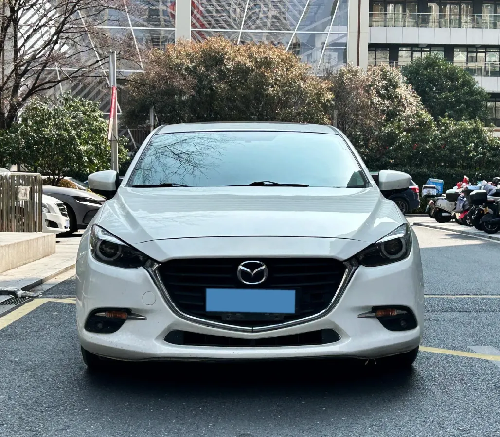 2017 Mazda 3 Axela 1.5L 117HP L4 6AT,autocango,china used car exporter,china ev exporter,chinese used car exporter,chinese used ev exporter