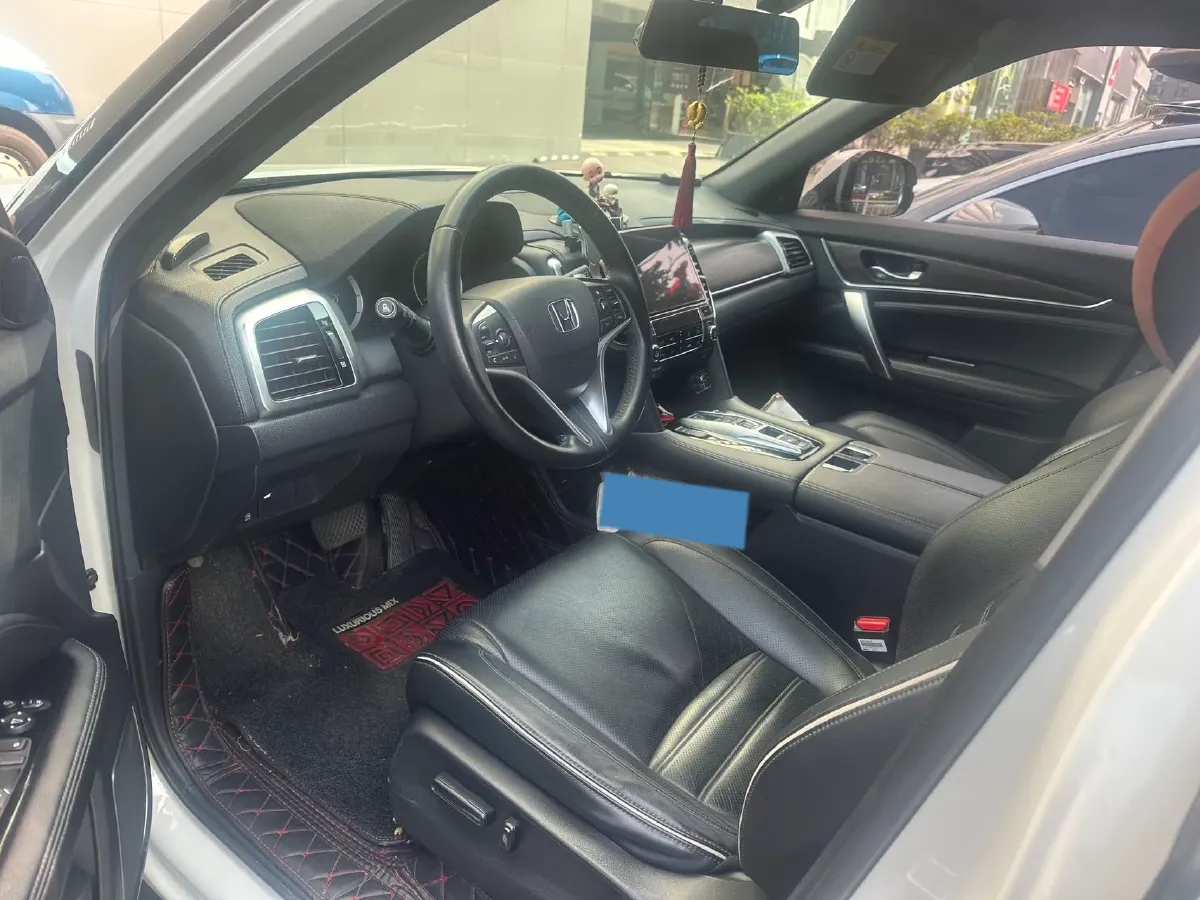 2017 Honda UR-V 2.0T 272HP L4 9AT,autocango,china used car exporter,china ev exporter,chinese used car exporter,chinese used ev exporter