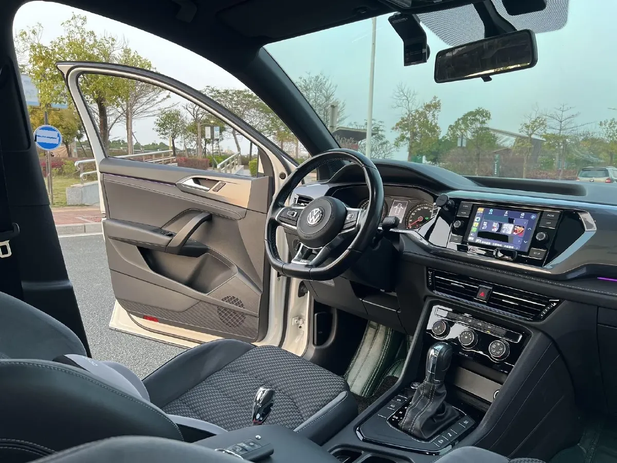 2020 Volkswagen Tharu 1.4T 150HP L4 7DCT,autocango,china used car exporter,china ev exporter,chinese used car exporter,chinese used ev exporter