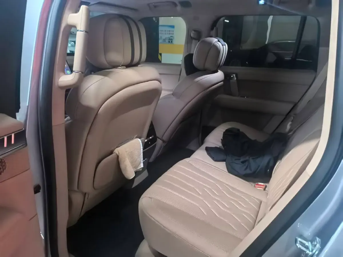 2025 M Hero WarriorM817 1.5T 197HP L4 2DHT PHEV,autocango,china used car exporter,china ev exporter,chinese used car exporter,chinese used ev exporter