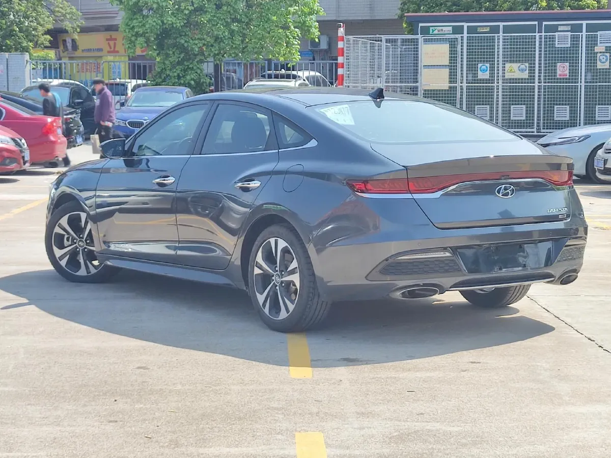 2019 Hyundai La Festa 1.6T 190HP L4 7DCT,autocango,china used car exporter,china ev exporter,chinese used car exporter,chinese used ev exporter