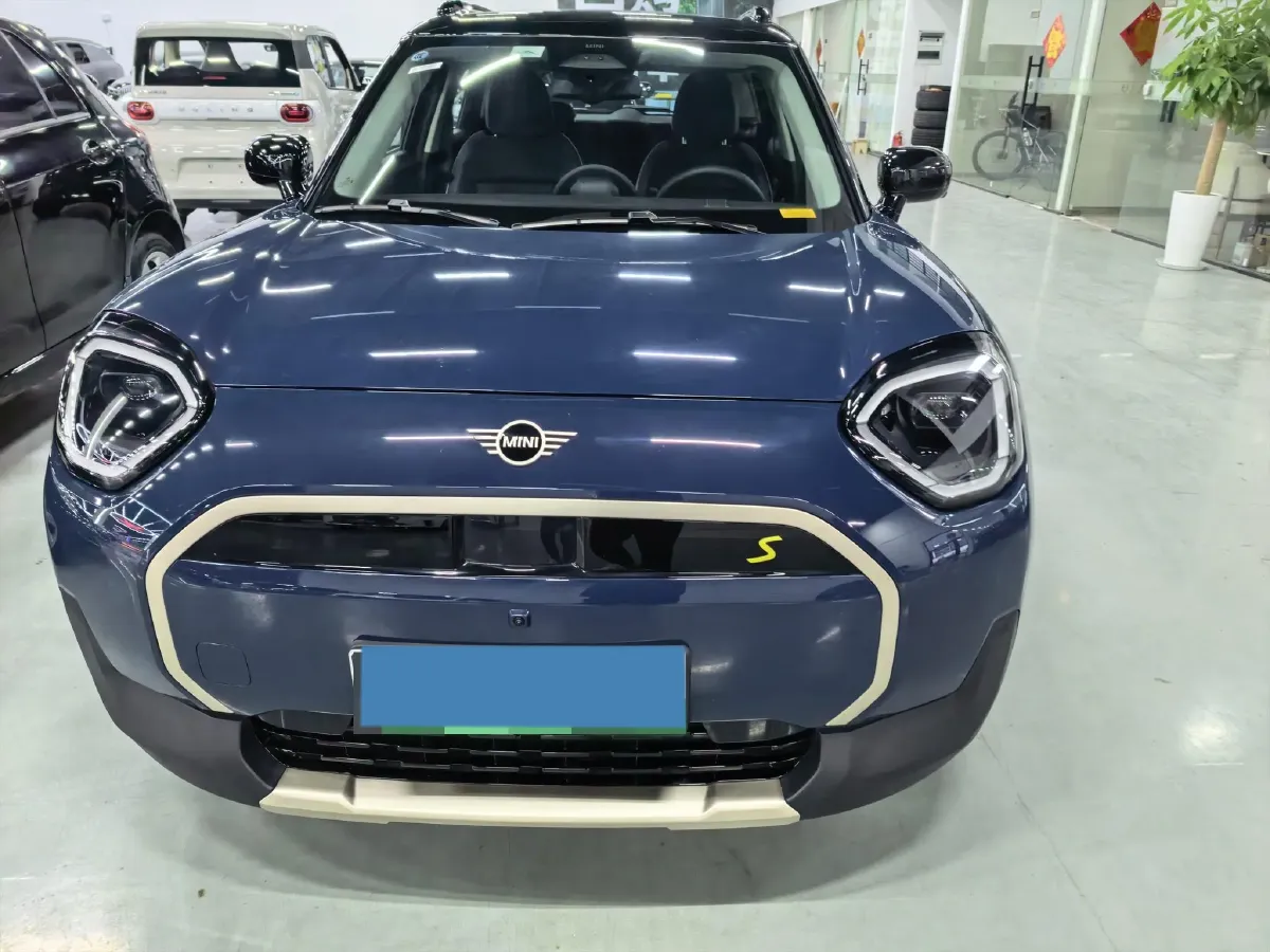 2024 MINI ACEMAN BEV 51.5KWH,autocango,china used car exporter,china ev exporter,chinese used car exporter,chinese used ev exporter