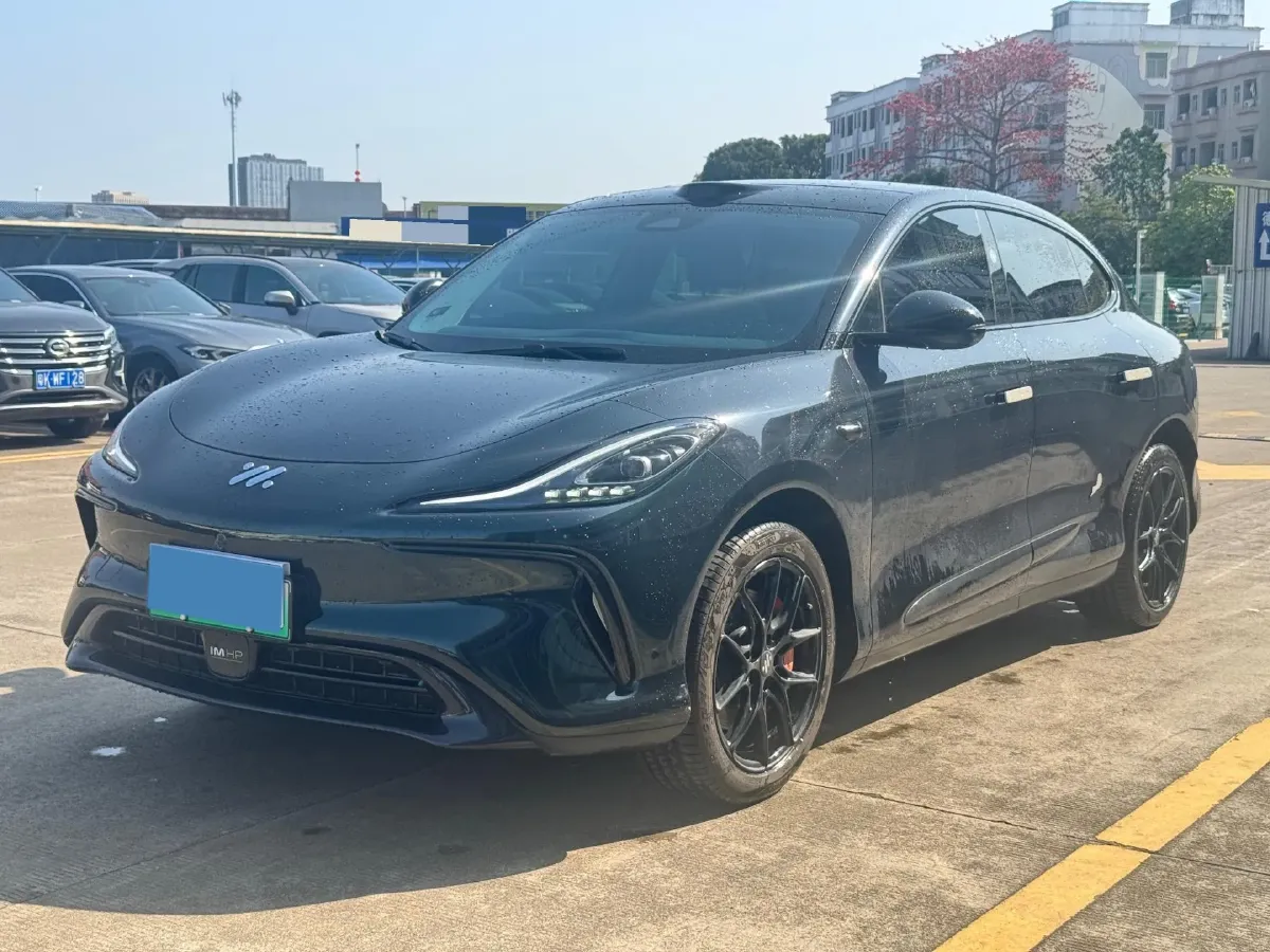 2023 IM LS6 BEV 71KWH,autocango,china used car exporter,china ev exporter,chinese used car exporter,chinese used ev exporter