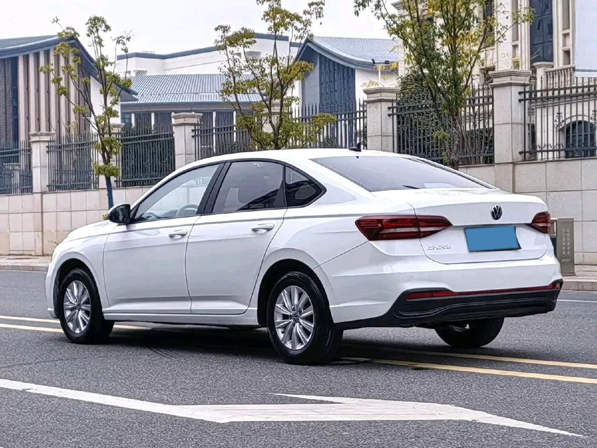 2023 Volkswagen Lavida 1.5L 110HP L4 6AT,autocango,china used car exporter,china ev exporter,chinese used car exporter,chinese used ev exporter