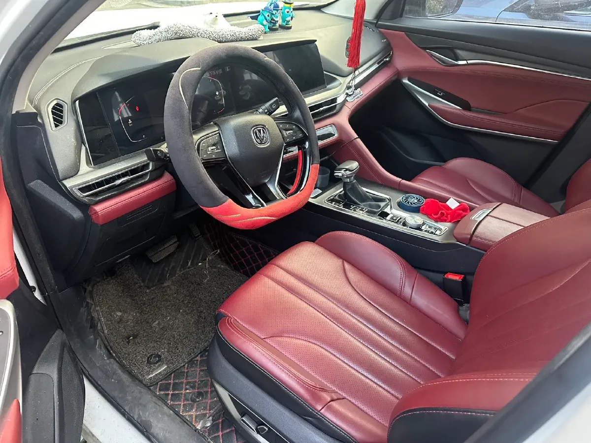 2020 ChangAn CS75 Plus 1.5T 178HP L4 6AT,autocango,china used car exporter,china ev exporter,chinese used car exporter,chinese used ev exporter