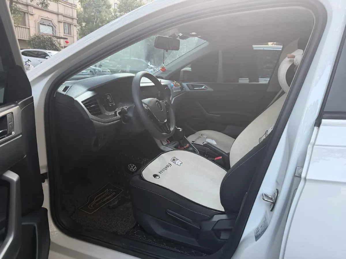 2021 Haval H6 1.5T 169HP L4 7DCT,autocango,china used car exporter,china ev exporter,chinese used car exporter,chinese used ev exporter