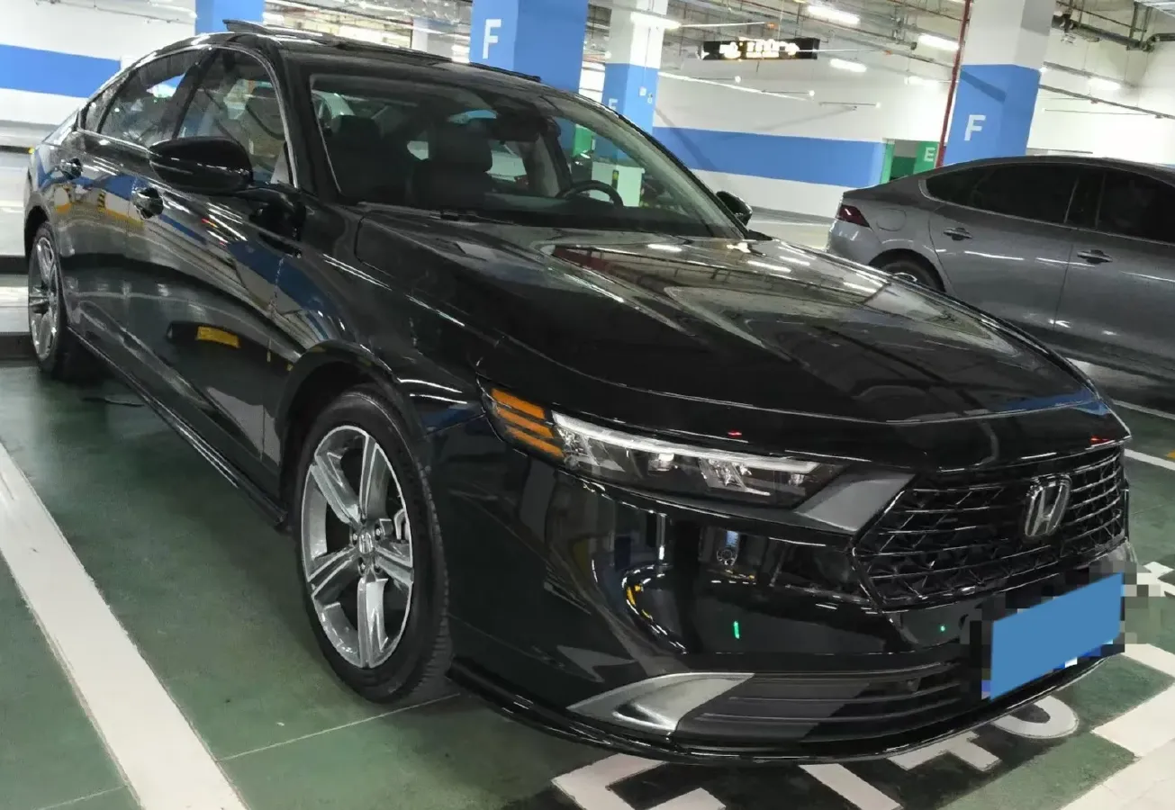 2025 Honda Accord 1.5T 192HP L4 CVT,autocango,china used car exporter,china ev exporter,chinese used car exporter,chinese used ev exporter