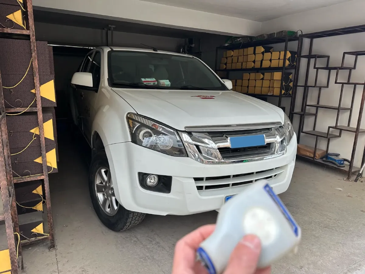 2019 Isuzu LingTuo 2.5T 129HP L4 6MT,autocango,china used car exporter,china ev exporter,chinese used car exporter,chinese used ev exporter
