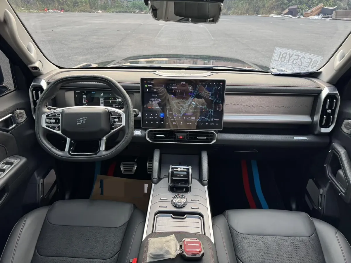 2024 Jetour Traveller 2.0T 254HP L4 7DCT,autocango,china used car exporter,china ev exporter,chinese used car exporter,chinese used ev exporter