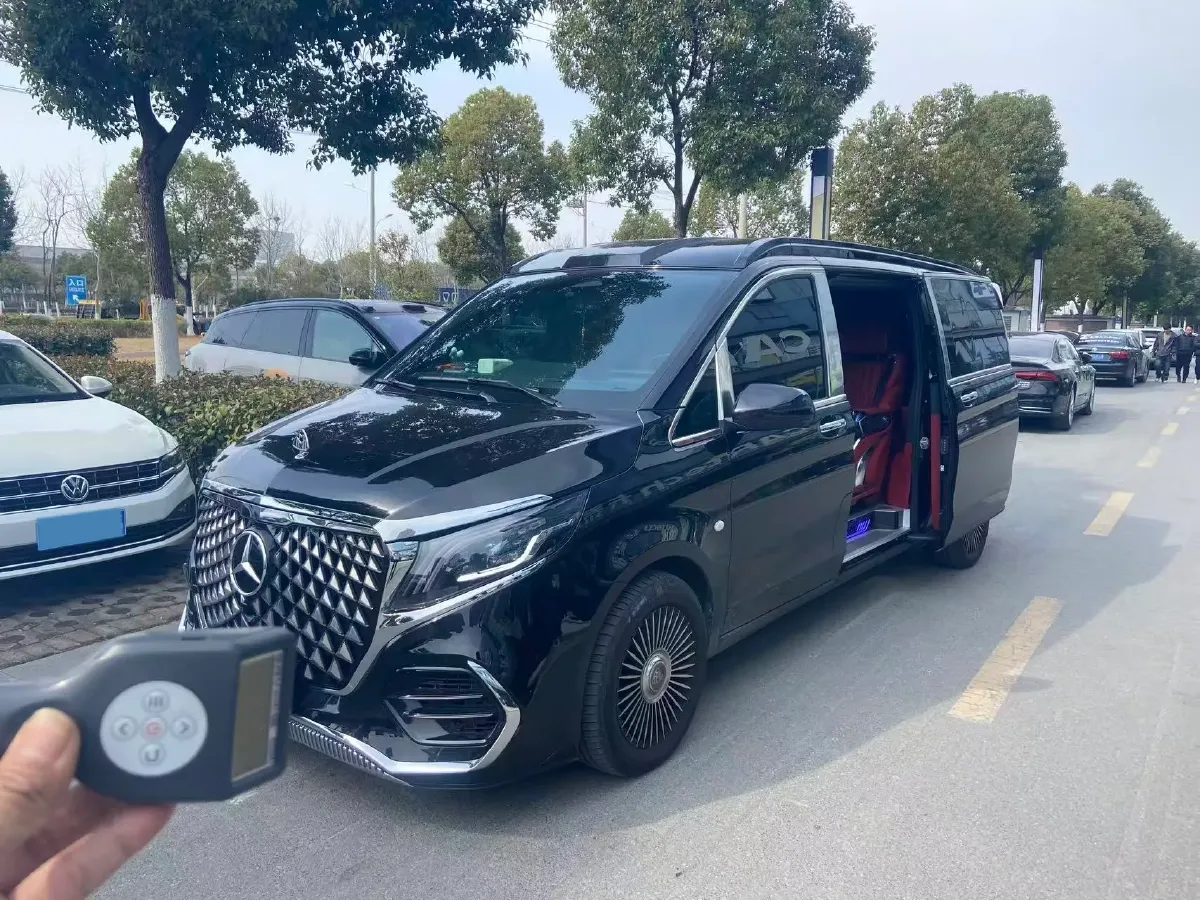 2024 Mercedes-Benz Vito 2.0T 231HP L4 9AT,autocango,china used car exporter,china ev exporter,chinese used car exporter,chinese used ev exporter