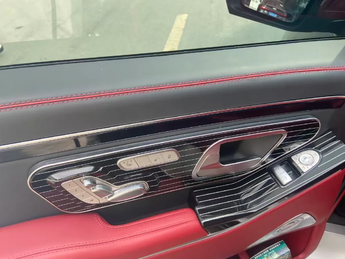 2024 Mercedes-Benz Vito 2.0T 231HP L4 9AT,autocango,china used car exporter,china ev exporter,chinese used car exporter,chinese used ev exporter