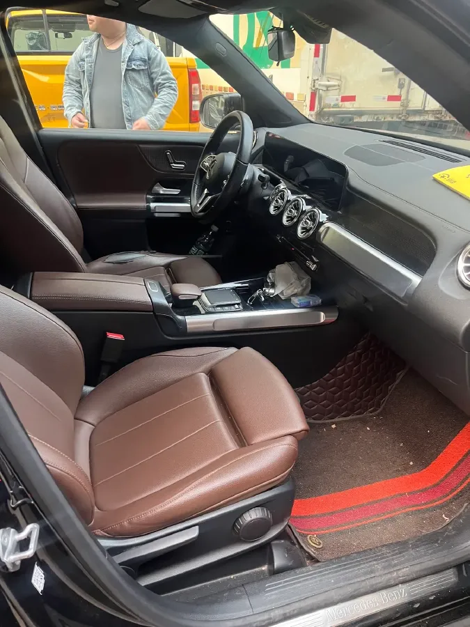 2021 Mercedes-Benz GLB Class 1.3T 163HP L4 7DCT,autocango,china used car exporter,china ev exporter,chinese used car exporter,chinese used ev exporter