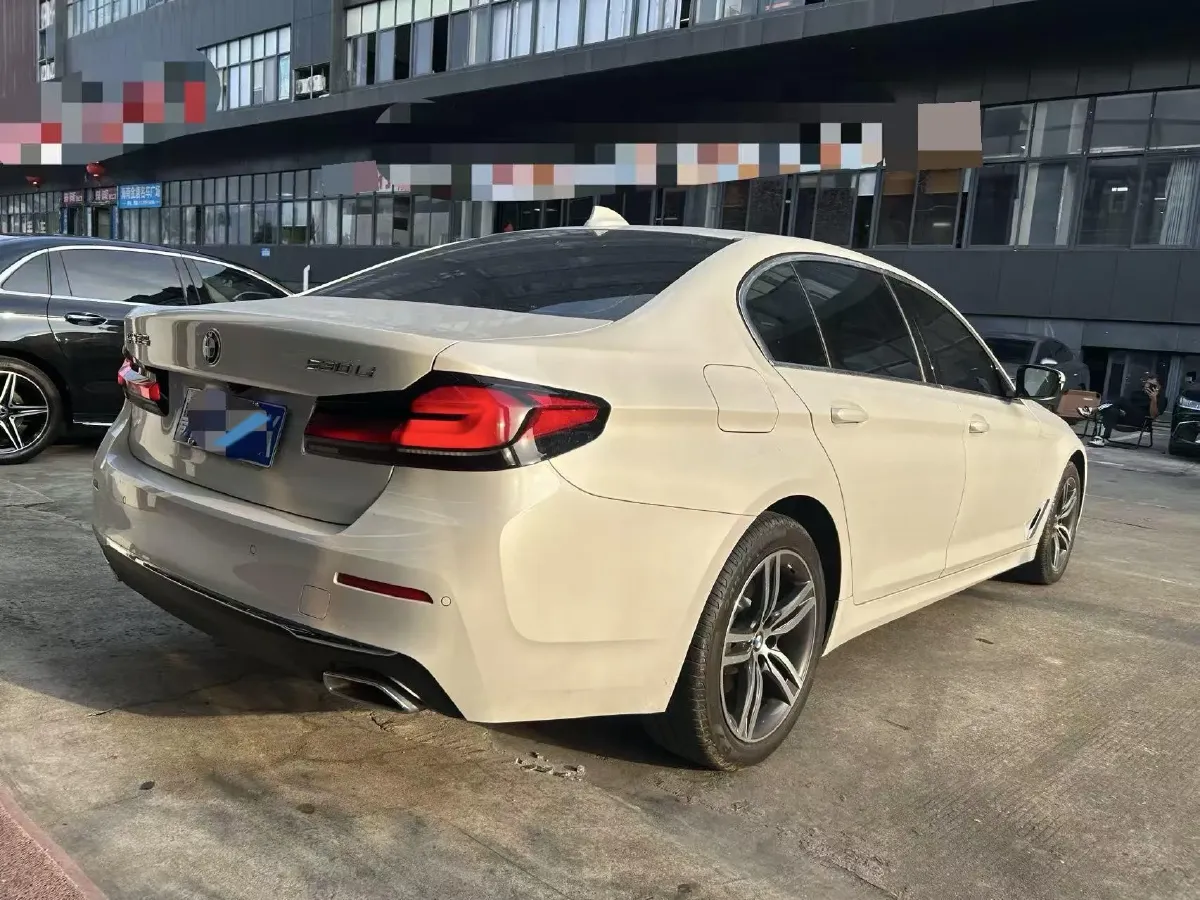 2020 BMW 5 Series 2.0T 252HP L4 8AT,autocango,china used car exporter,china ev exporter,chinese used car exporter,chinese used ev exporter