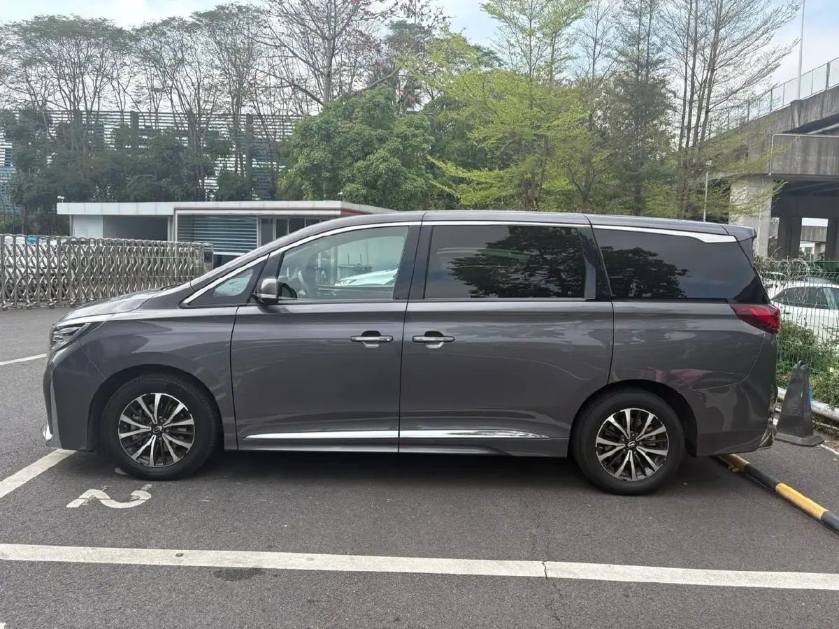 2021 GAC Trumpchi M8 2.0T 252HP L4 8AT,autocango,china used car exporter,china ev exporter,chinese used car exporter,chinese used ev exporter