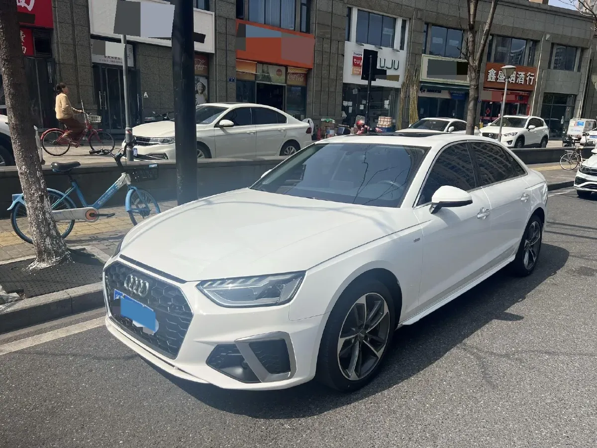 2020 Audi A4L 2.0T 190HP L4 7DCT,autocango,china used car exporter,china ev exporter,chinese used car exporter,chinese used ev exporter