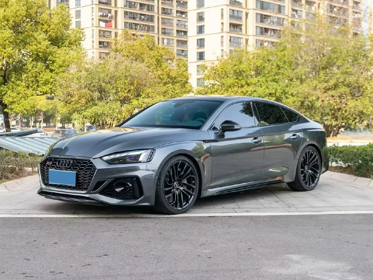 2023 Audi RS 5 2.9T 450HP V6 8AT,autocango,china used car exporter,china ev exporter,chinese used car exporter,chinese used ev exporter