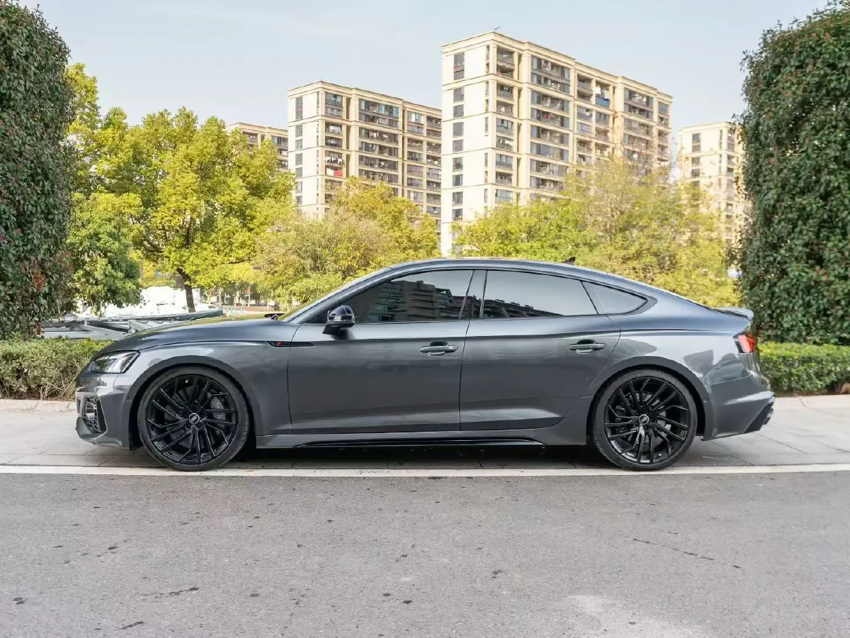 2023 Audi RS 5 2.9T 450HP V6 8AT,autocango,china used car exporter,china ev exporter,chinese used car exporter,chinese used ev exporter