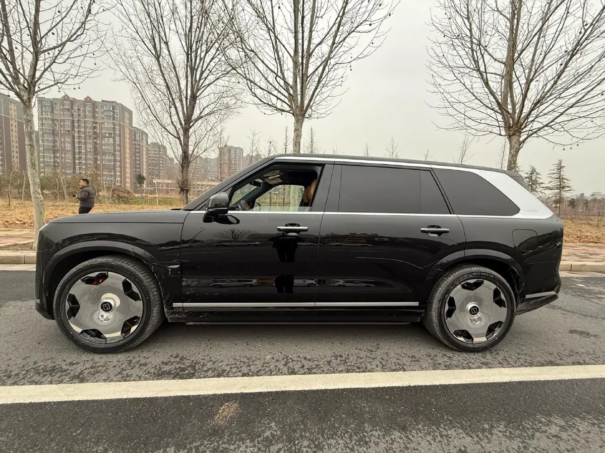 2025 Zeekr 9X 2.0T 279HP L4 1DHT PHEV,autocango,china used car exporter,china ev exporter,chinese used car exporter,chinese used ev exporter