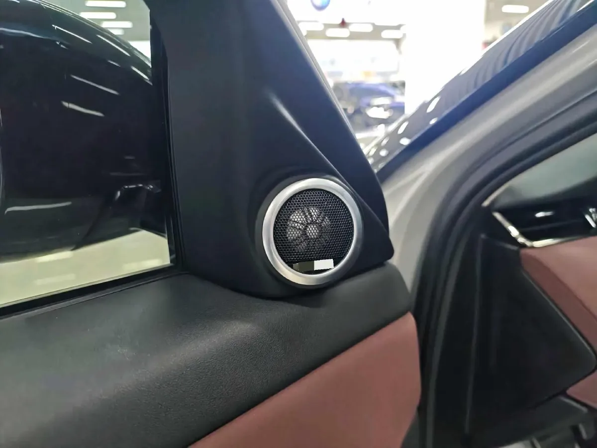 2023 Land Rover Range Rover Evoque 2.0T 249HP L4 9AT,autocango,china used car exporter,china ev exporter,chinese used car exporter,chinese used ev exporter