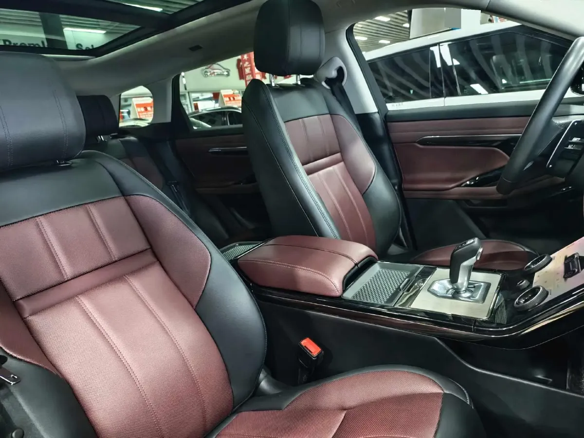 2023 Land Rover Range Rover Evoque 2.0T 249HP L4 9AT,autocango,china used car exporter,china ev exporter,chinese used car exporter,chinese used ev exporter