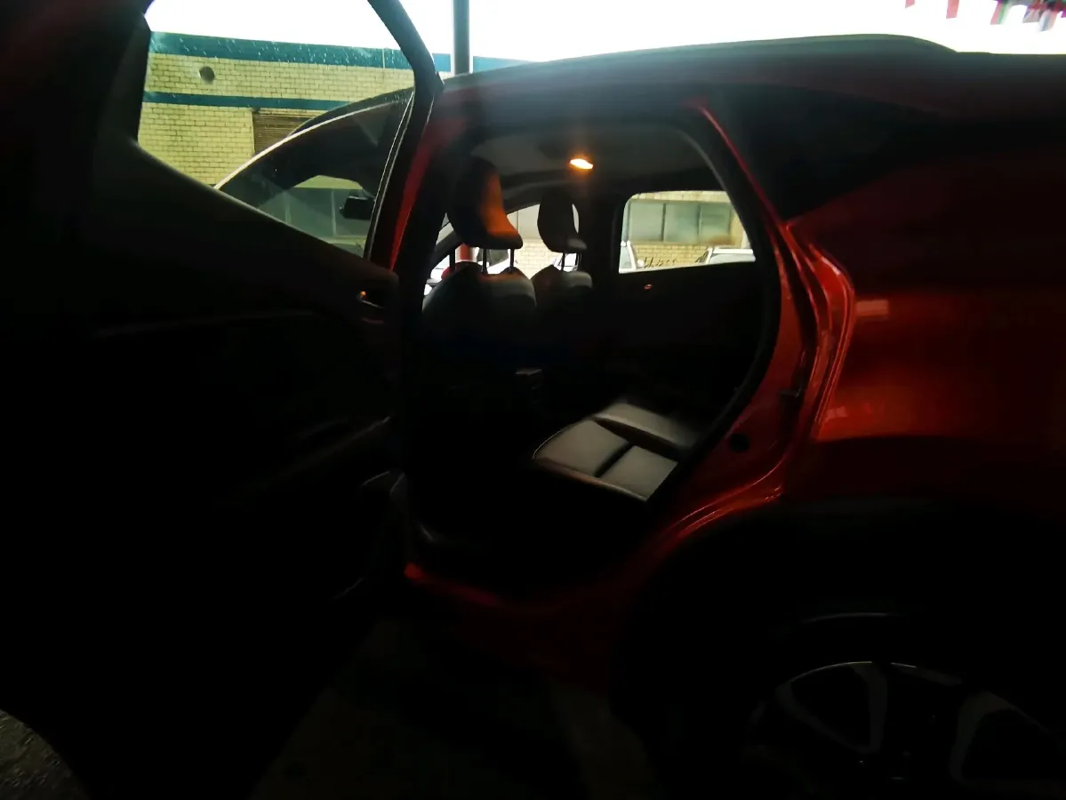 2019 Renault Captur 1.3T 159HP L4 7DCT,autocango,china used car exporter,china ev exporter,chinese used car exporter,chinese used ev exporter